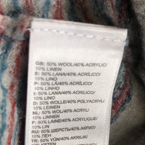 The North Face girls small wool blend sweater - Picture 6 of 7